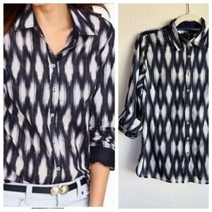 Talbots Petites Women's Diamond Ikat Long Sleeve Button Down Shirt Navy & White